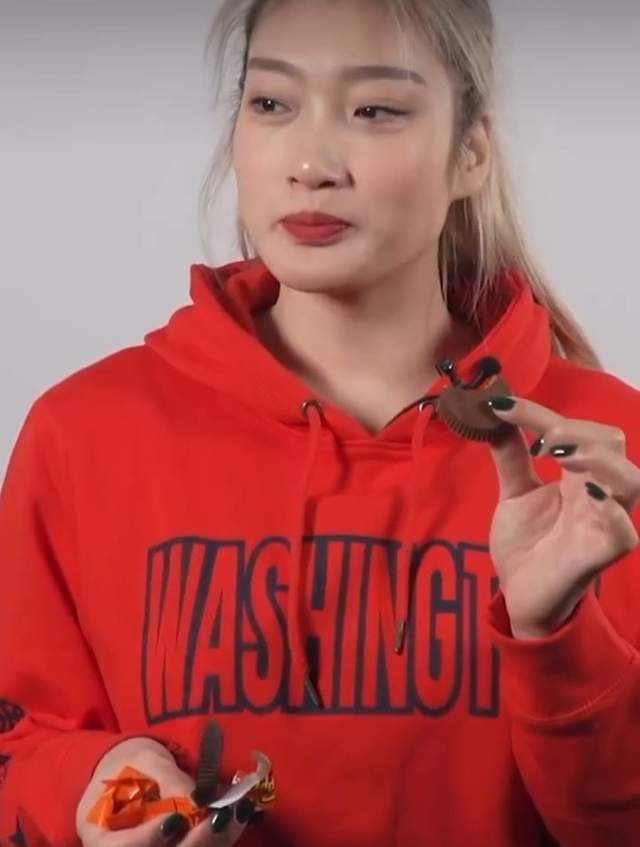 曰批免费视频播放在线看片一